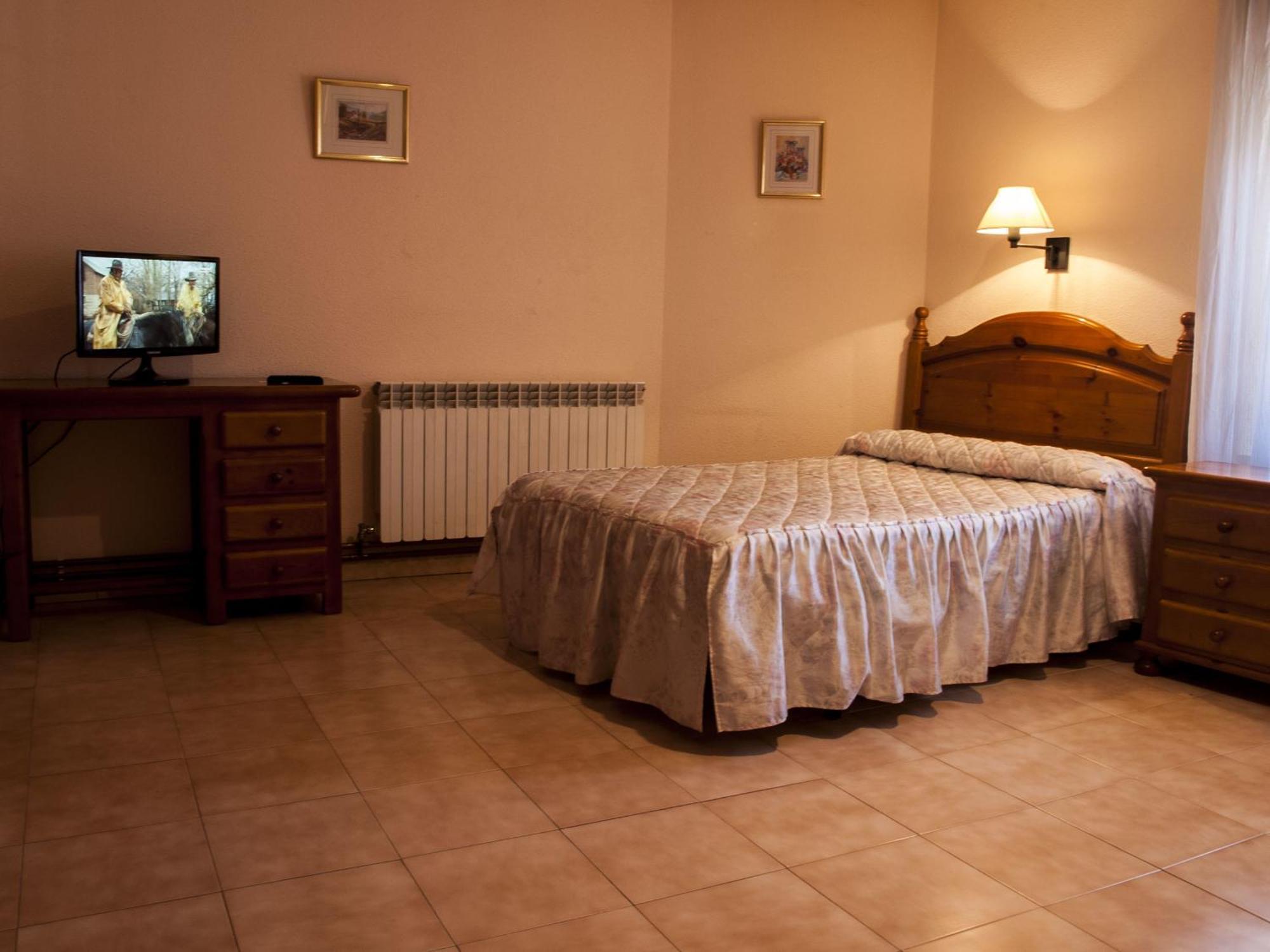 Hostal Nicolás Medinaceli Habitación foto